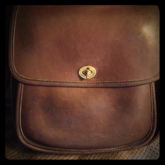 Coach Handbags - Vintage Coach Crossbody Messenger Bag